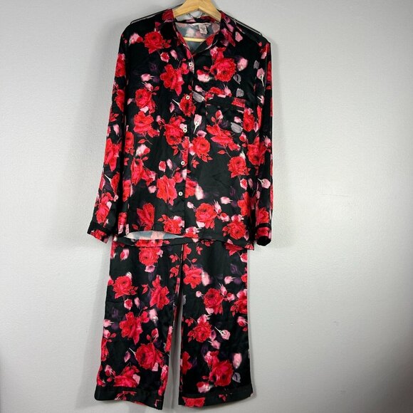 Victoria's Secret Other - Victoria Secret Satin Pajama Set 2 Piece "Afterhours" Black Red Roses Size M